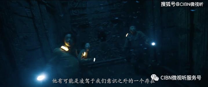 被露肩装的吴昕惊艳到了,好身材遮不住,完美锁骨线条很吸睛